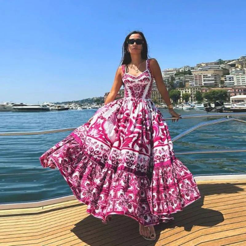 Maggie Dress – Modern design with a classic touch