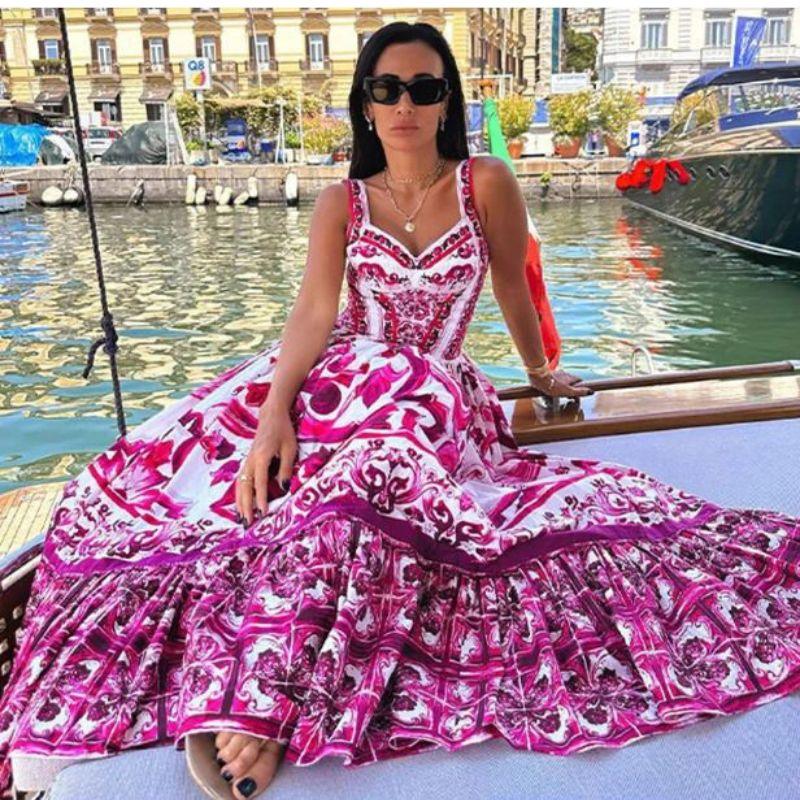 Maggie Dress – Modern design with a classic touch