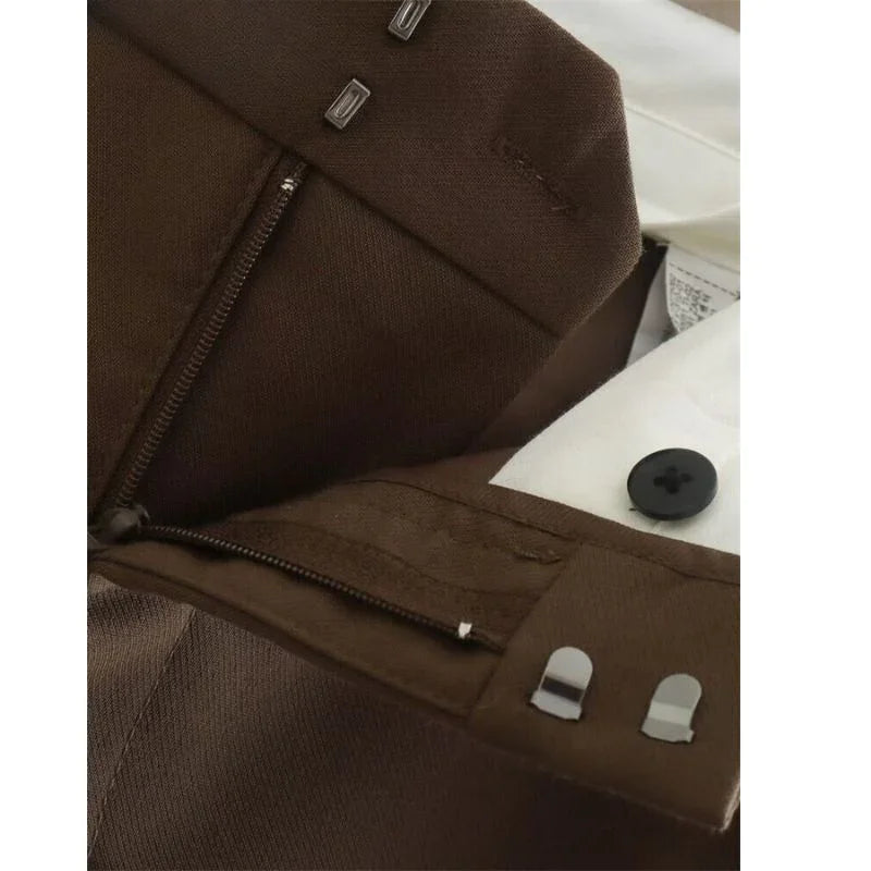 Marlowe Pants – Versatile, lightweight and very stylish