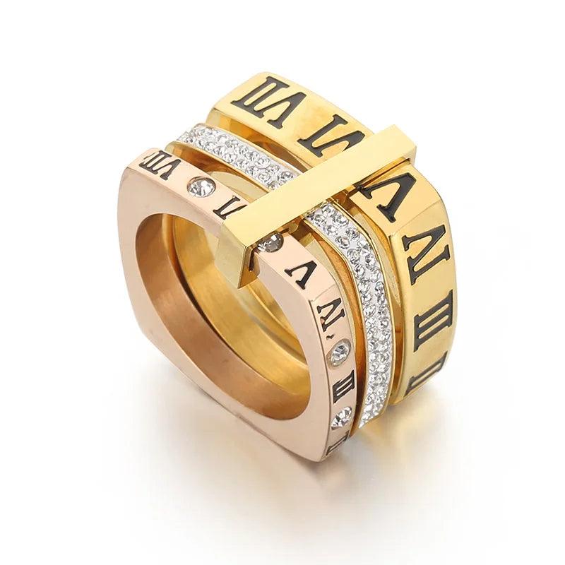 Anel Triplo Romano Quadrado com Cristais Banhado a Ouro 18k - Sundian