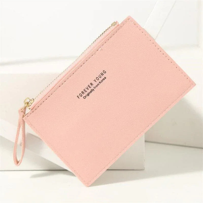 Small Women's Wallet with Zipper – Modern design with a classic touch