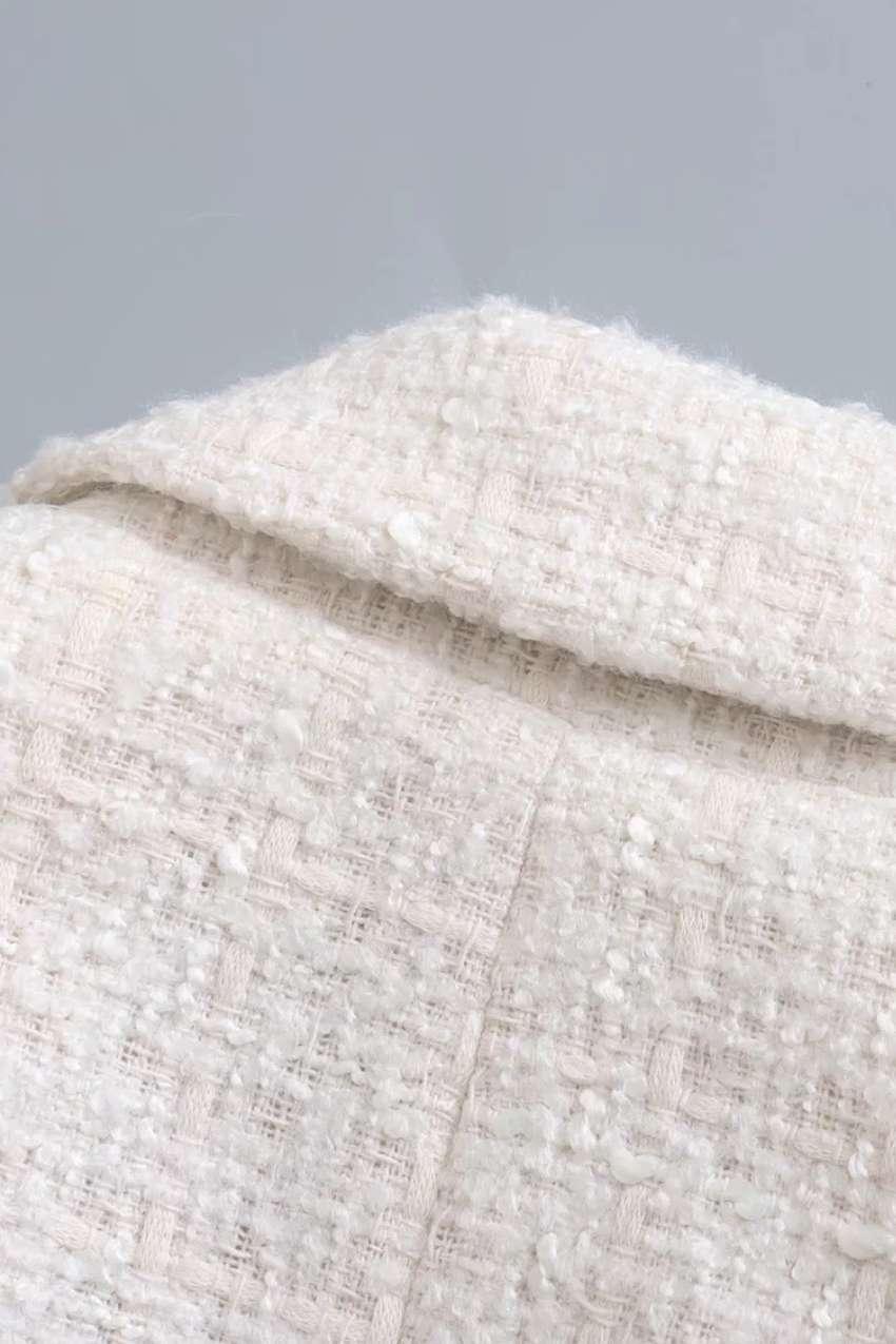 Blazer Tweed Branco Botão Duplo – Elegância e conforto para o dia a dia - Sundian