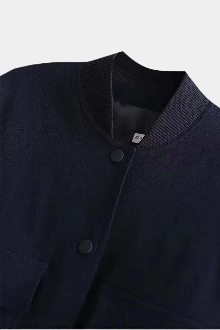 Jaqueta Casaco Feminino Bomber – Charme e leveza em um só look