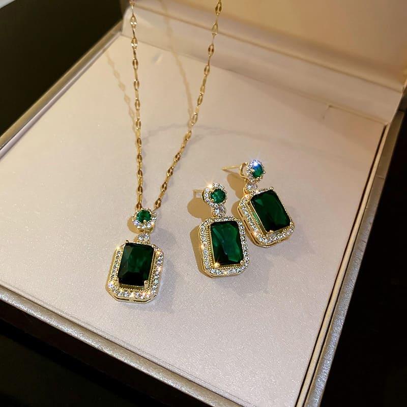 Conjunto de Joias 3 Peças Anel Colar e Brincos