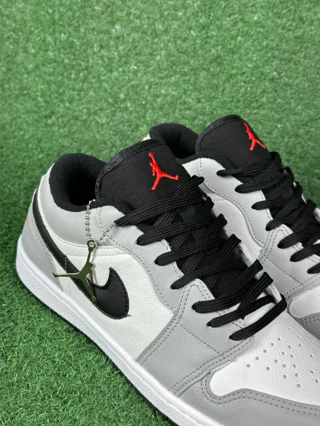 Jordan Cinza/Preto