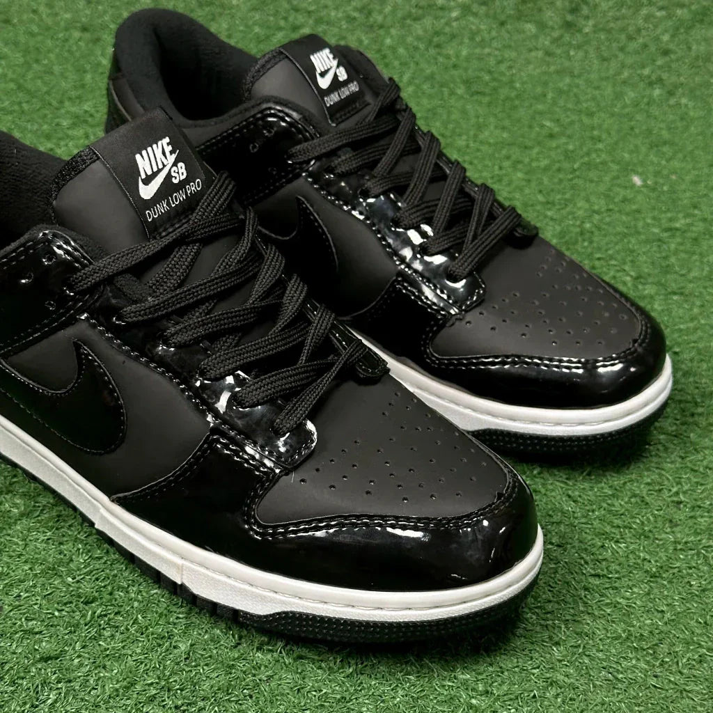 Dunk Low preto Brilhante