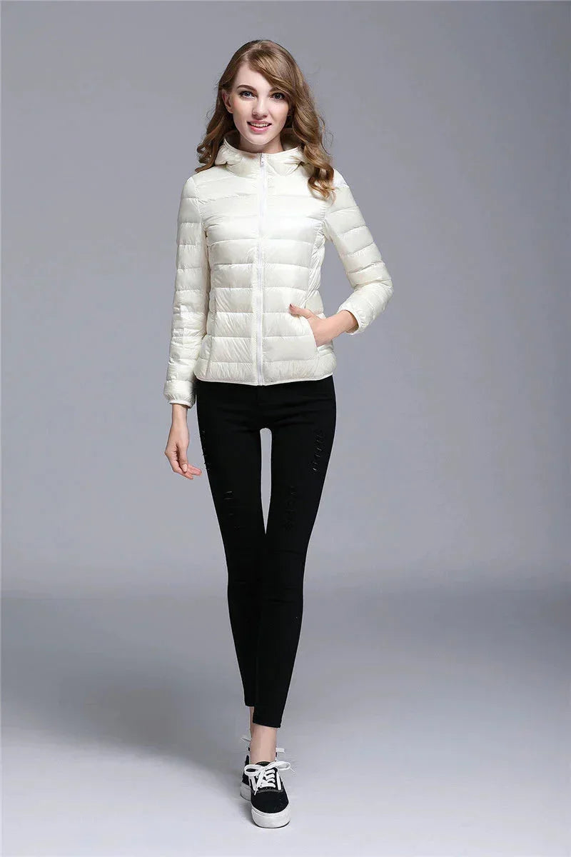 Jaqueta Puffer Feminina Básica com Capuz – Simplesmente irresistível