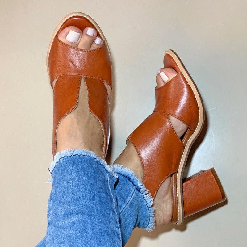 Sandália Laíza Peep Toe em Couro Salto Bloco Médio - Sundian - Sundian