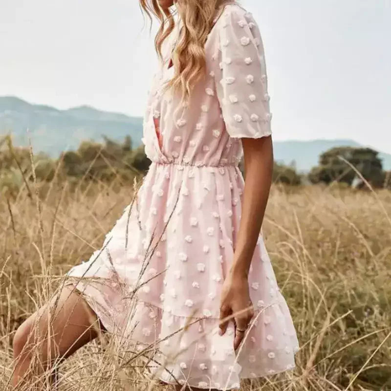 Rosalyn Dress – Charming Look to Shine
