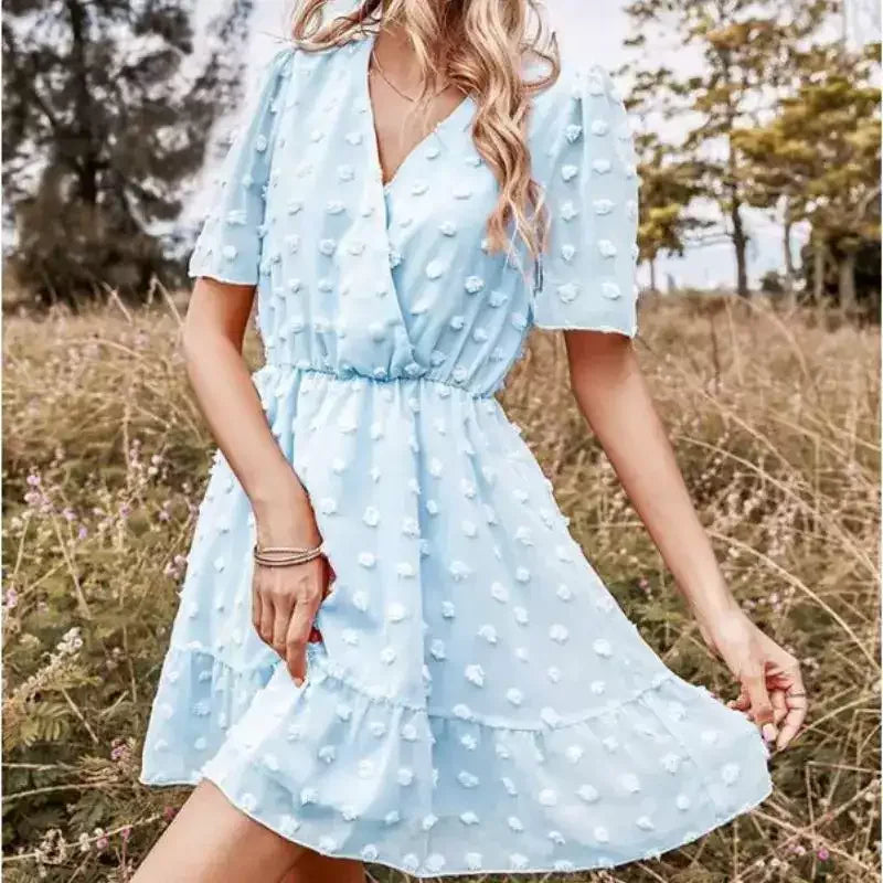Rosalyn Dress – Charming Look to Shine