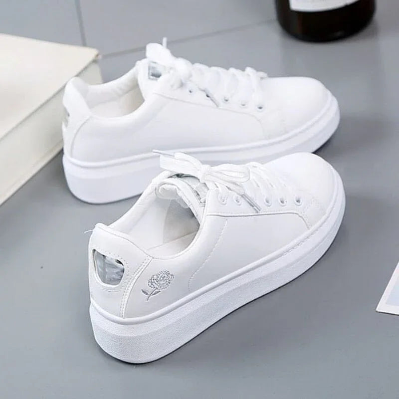 Tênis Branco Feminino Casual Rose – Toque suave e visual encantador