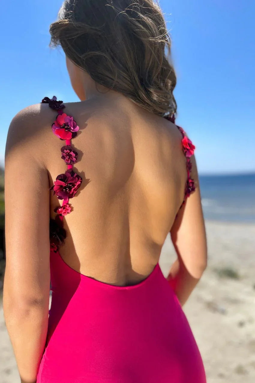 Pink Alessia Dress – Charm and lightness in one look