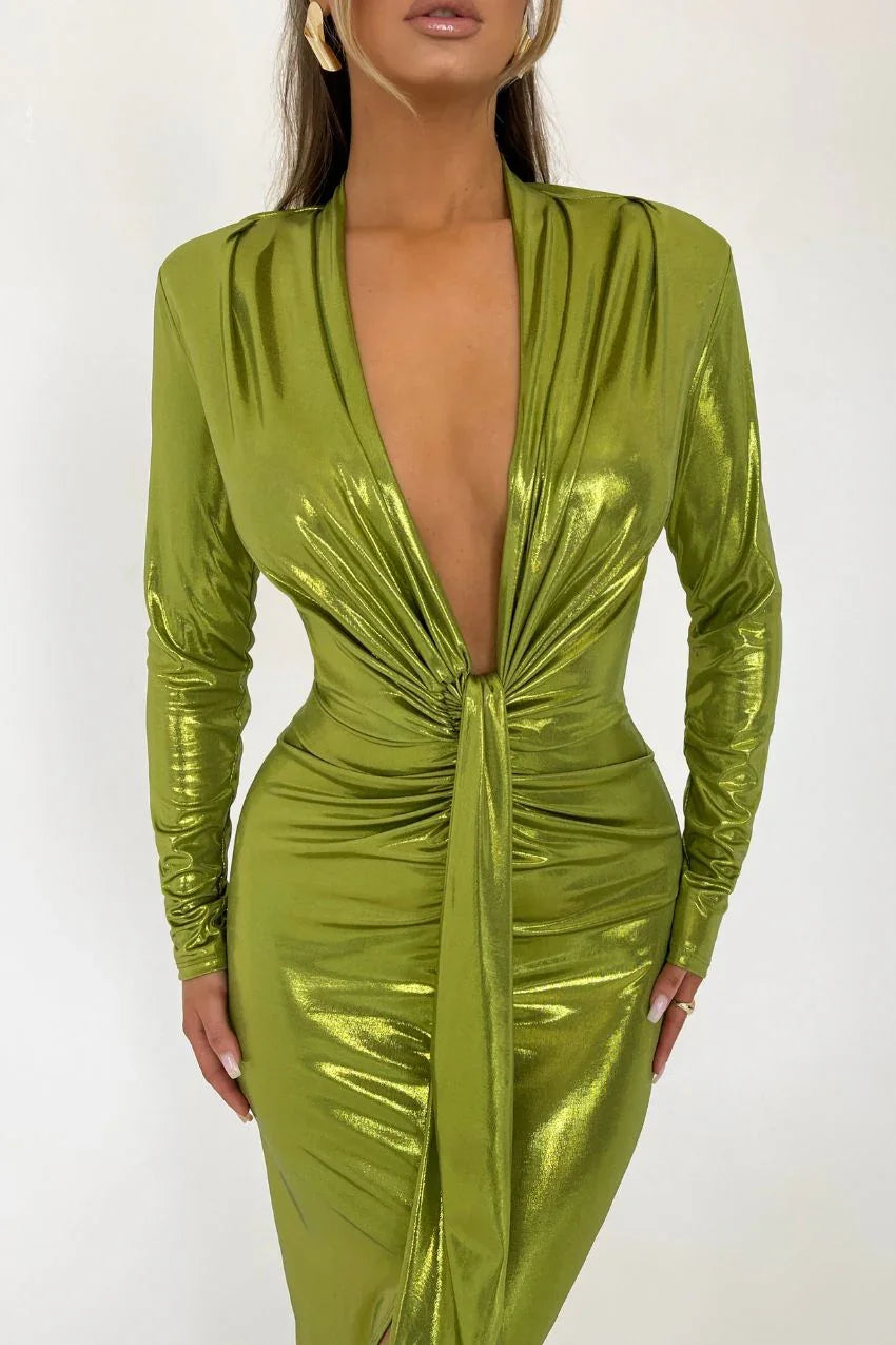 Vestido Verde Metálico Sara – Estilo marcante e confortável