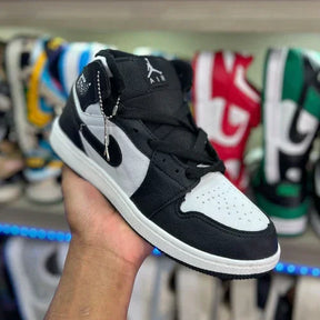 Jordan Mid Classico