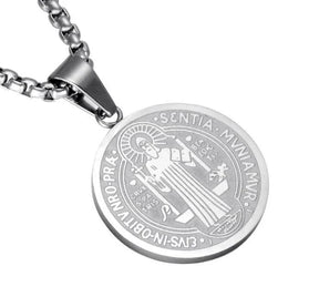 Cadena y colgante de acero - San Benito