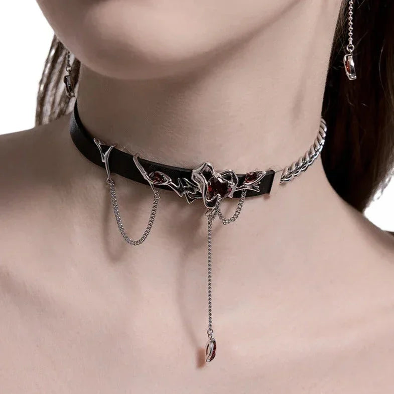 Collar de corazón y sangre - Cadena de 37 cm