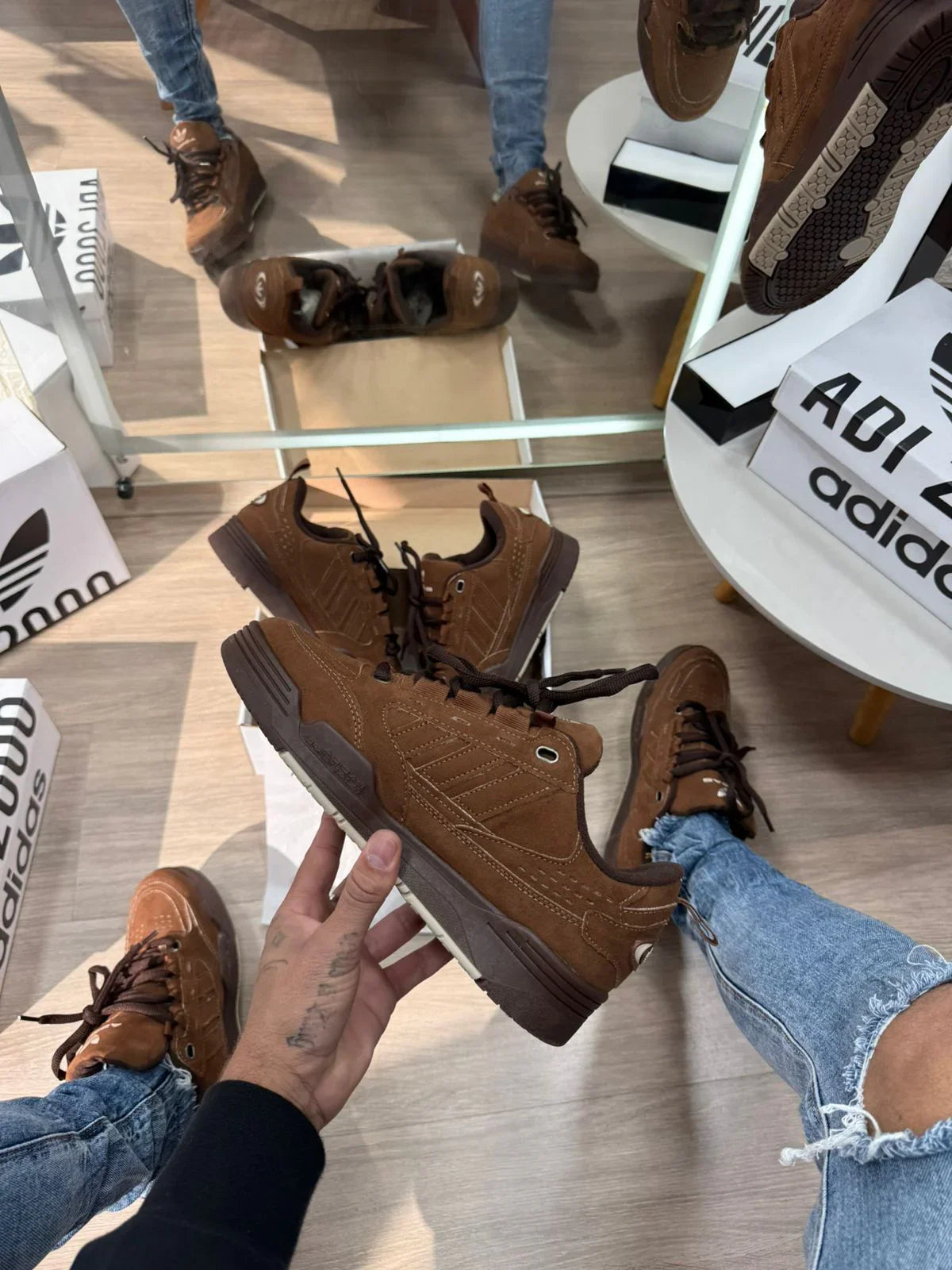 Adidas 2000 Premium Marrom - Sundian