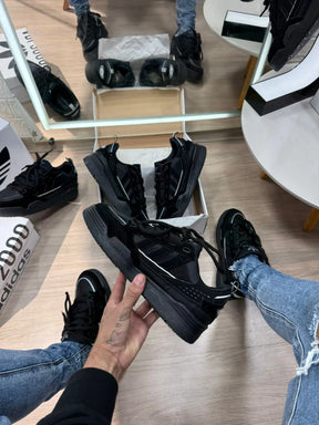 Adidas 2000 Premium Preto e Branco - Sundian
