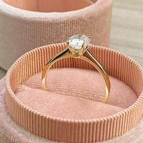 Anel Solitário Moissanite Oval - Sundian