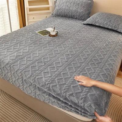 Velvety Quilted Winter Mattress Cover