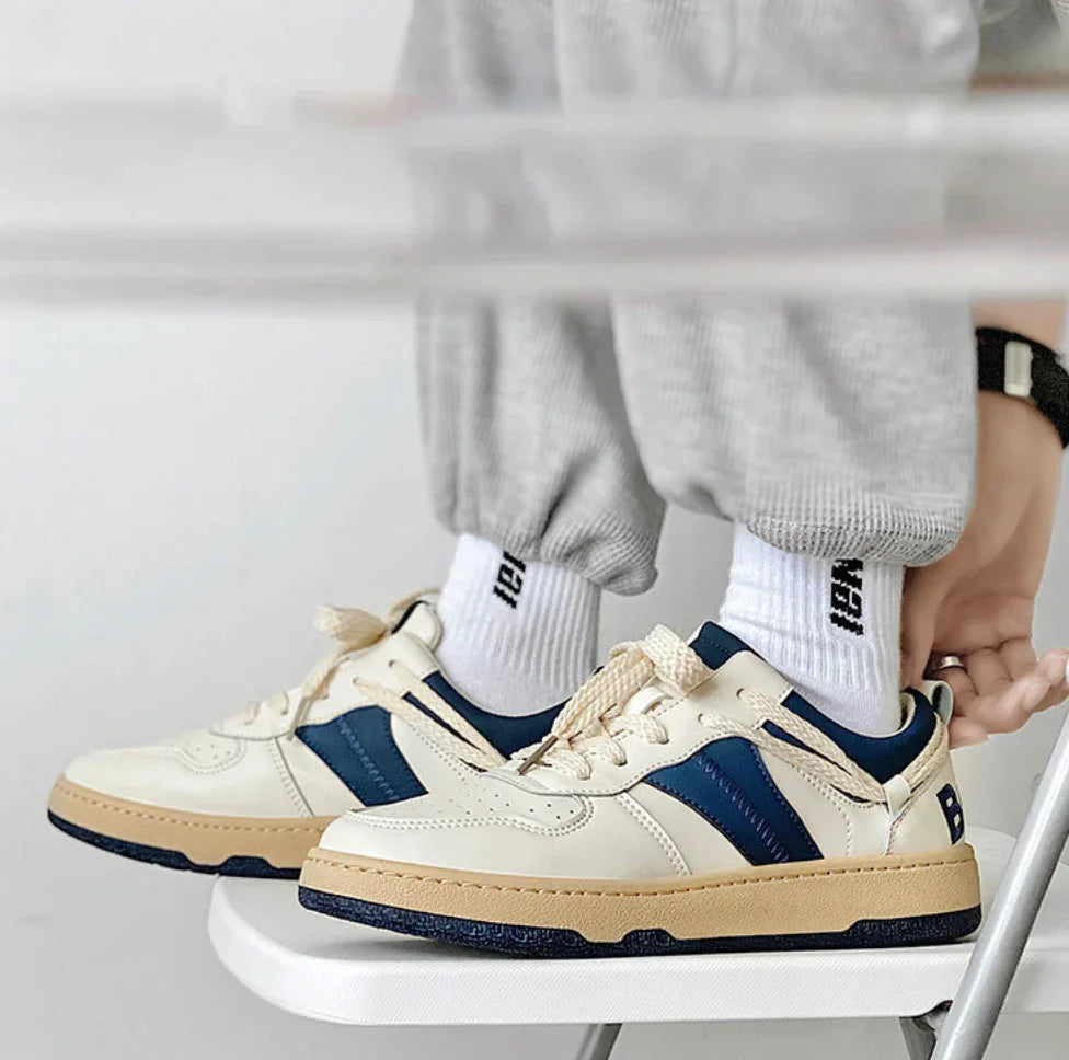 Cambridge Casual Sneakers