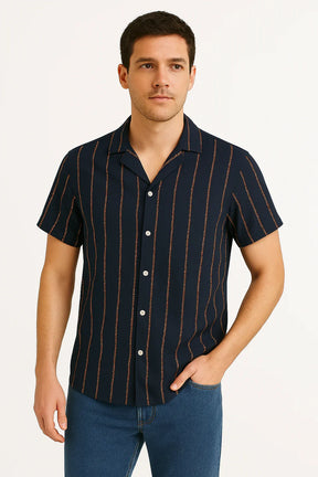 Camisa elegante Lotus: un look encantador para brillar 