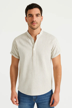Camisa elegante de lino Zooper: diseño moderno con un toque clásico