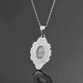 Collar con piedra natural - luz de luna