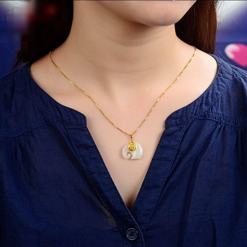 Collar de jade bañado en oro de 18 quilates - Elefante de jade