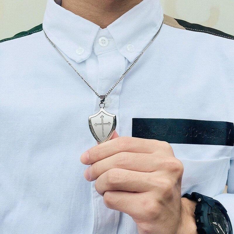 Cadena de escudo templario: Sé valiente