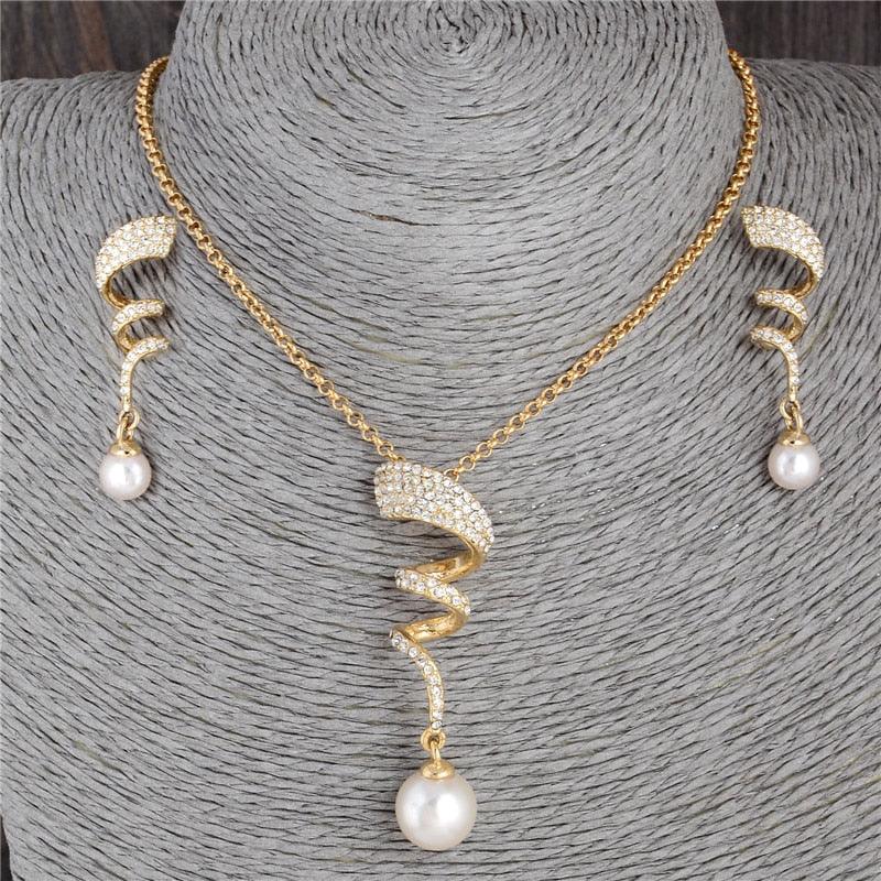 Conjunto com Pérola e Zircônia Folheado a Ouro