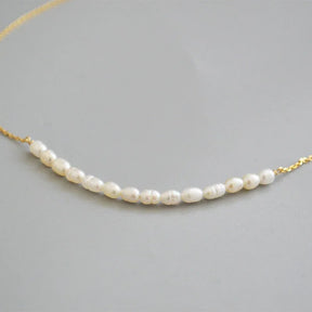 Colar Minimal de Pérolas