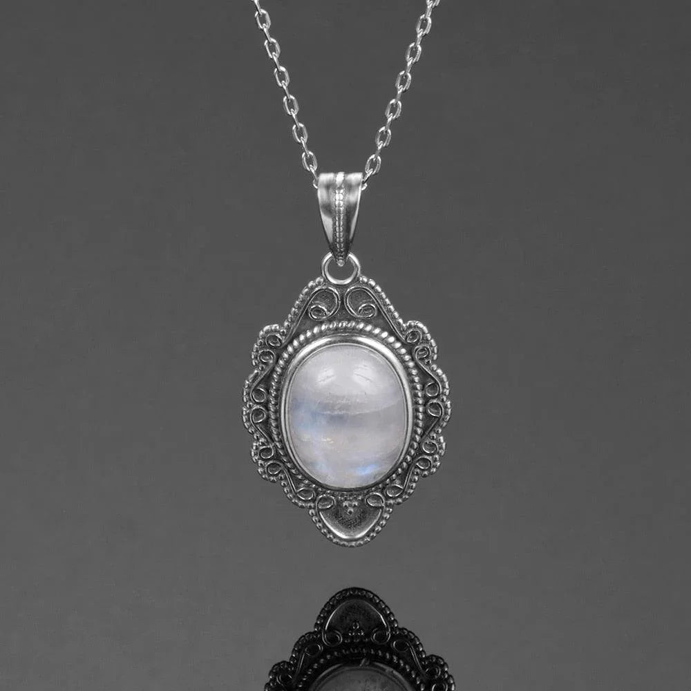 Collar con piedra natural - luz de luna