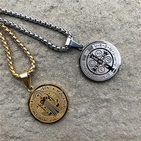 Cadena y colgante de acero - San Benito
