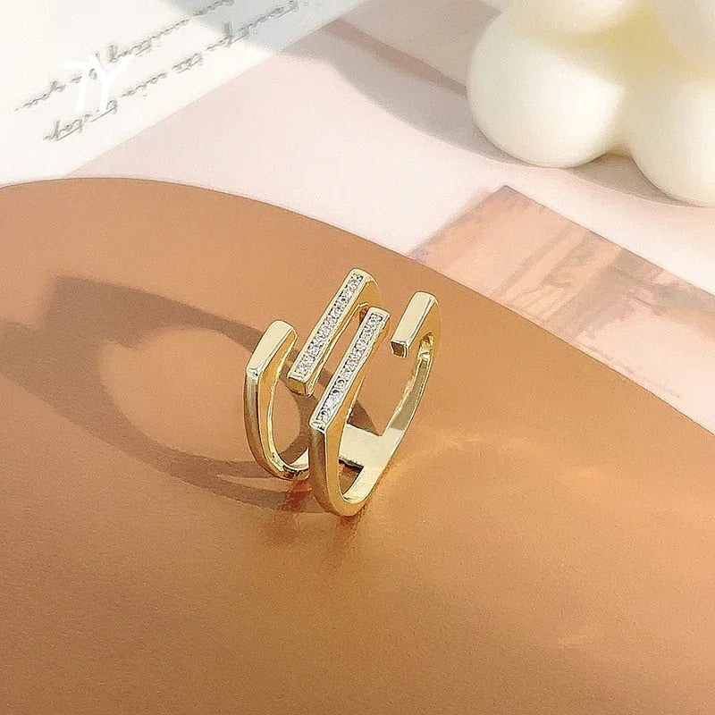 Anel Tizzi com Cristais e Banhado 18K - Sundian