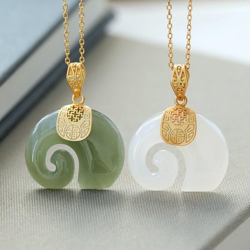 Collar de jade bañado en oro de 18 quilates - Elefante de jade