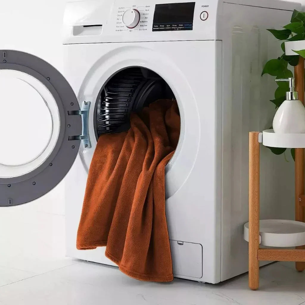 Kit of 2 Winter Double Blankets in Plain Microfiber