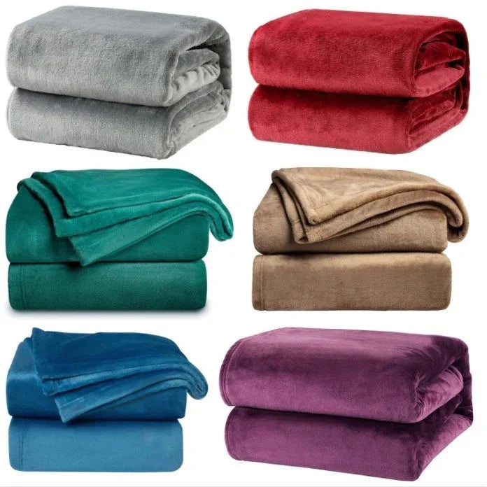 Kit with 4 Double Velvety Microfiber Blankets for Winter
