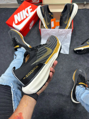 Nike Air Zoom X Invincible Run 3 Black and Gold 
