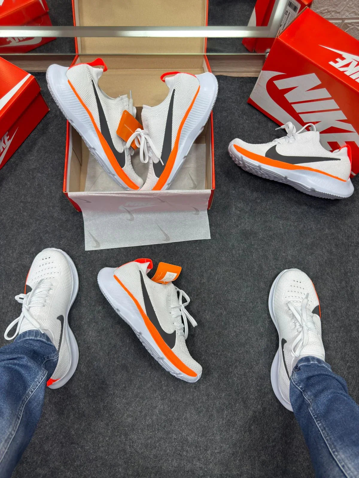 Nike Zoom Kinit Vapor Fly naranja y blanco 