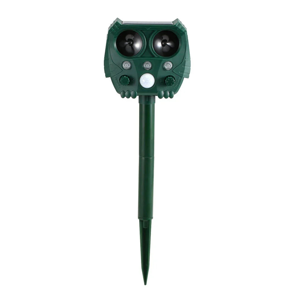 Waterproof Ultrasonic Solar Animal and Pest Repeller - PestFree