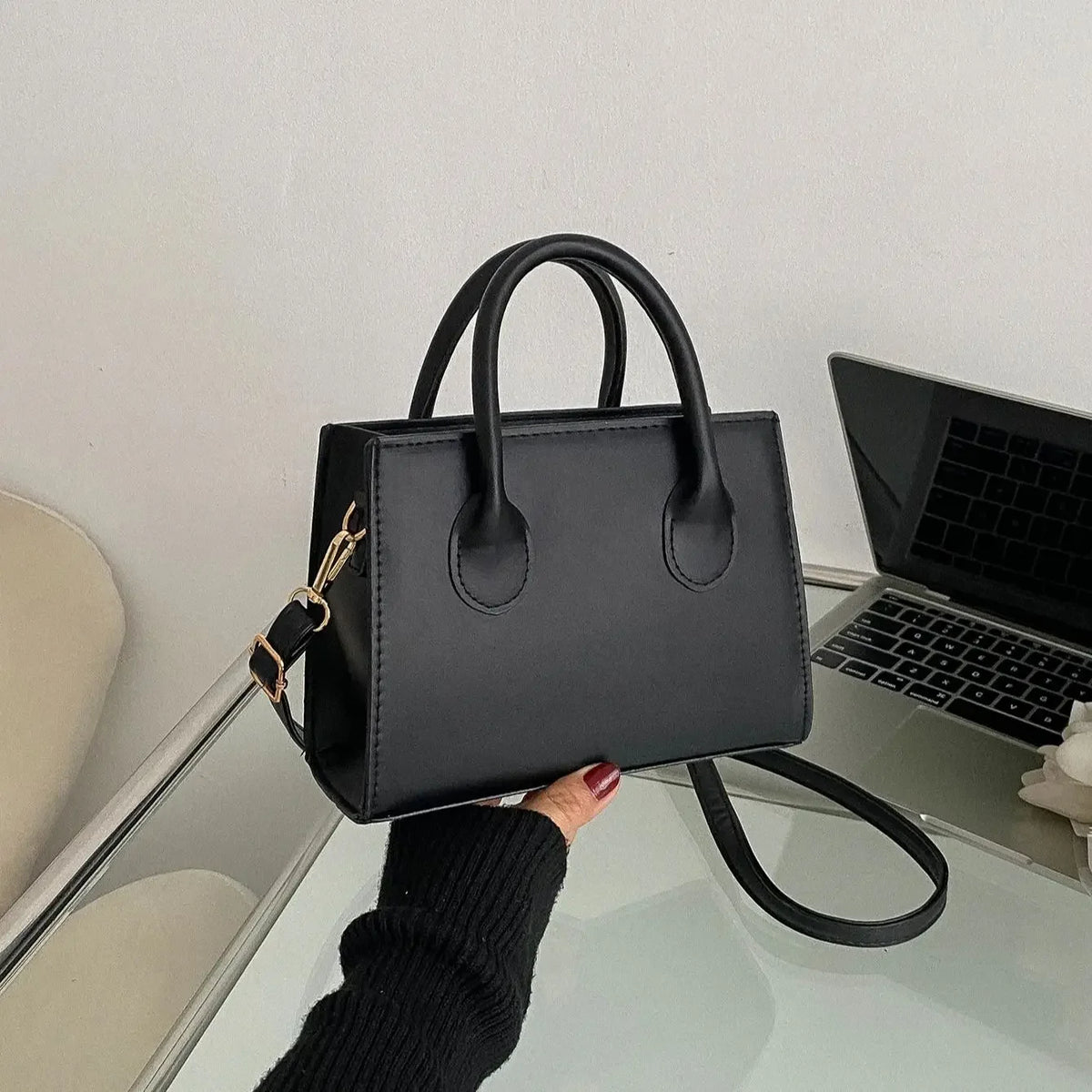 Bolsa de Mão e Tiracolo Luxuosa – Estilo, Elegância e Praticidade - Sundian