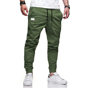 Pantalones cargo para hombre: deportivos, informales y versátiles