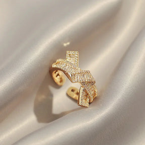 Anel Celeste de Cristais 18K - Sundian