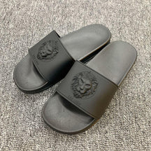 Chanclas Lion: tacto suave y aspecto encantador
