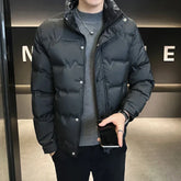 Chaqueta de jardín para hombre: versátil, ligera y muy elegante.