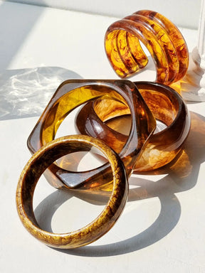 Pulseras de acrílico 01
