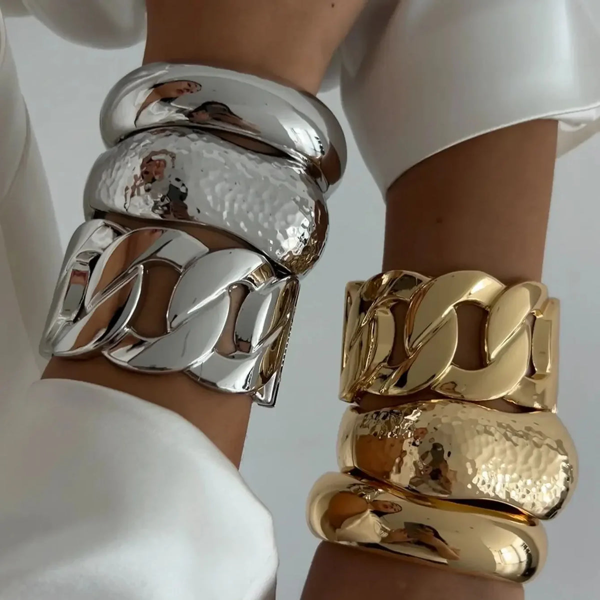 Pulseras de metal