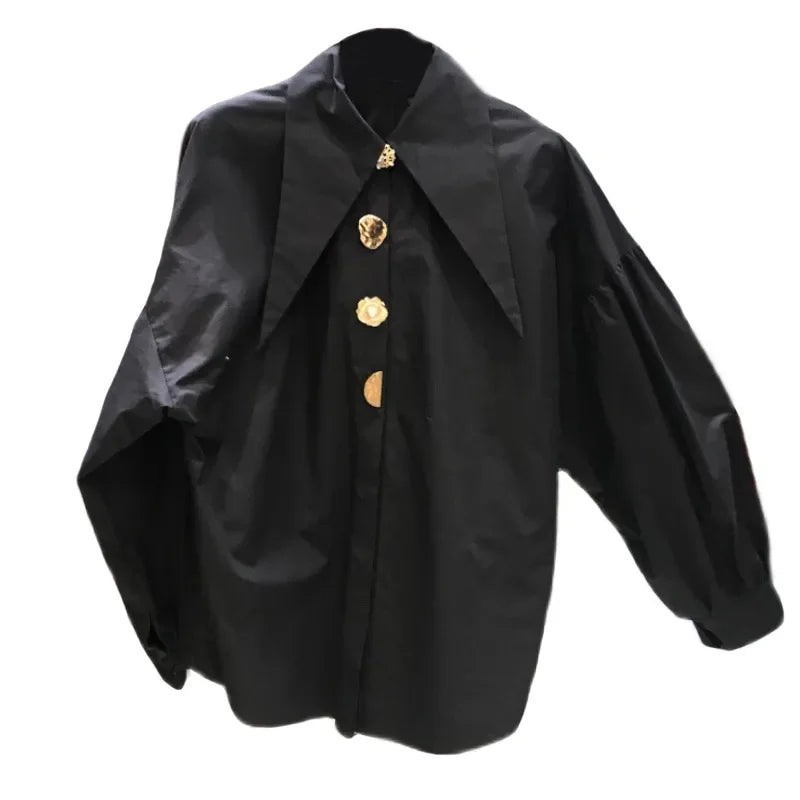 Foster Shirt – Charm and lightness in one look 