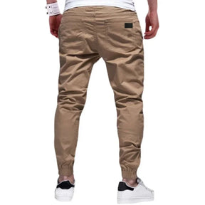 Pantalones cargo para hombre: deportivos, informales y versátiles